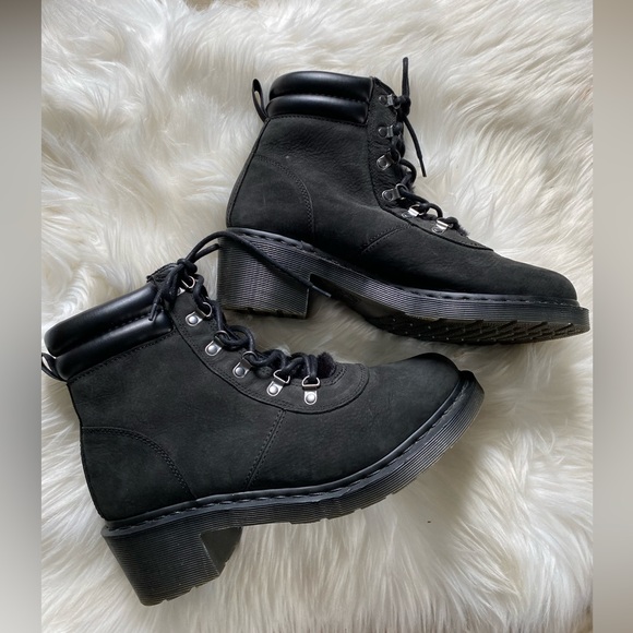 Dr martens Sylvia boots size 11 women’s black color - Picture 1 of 7